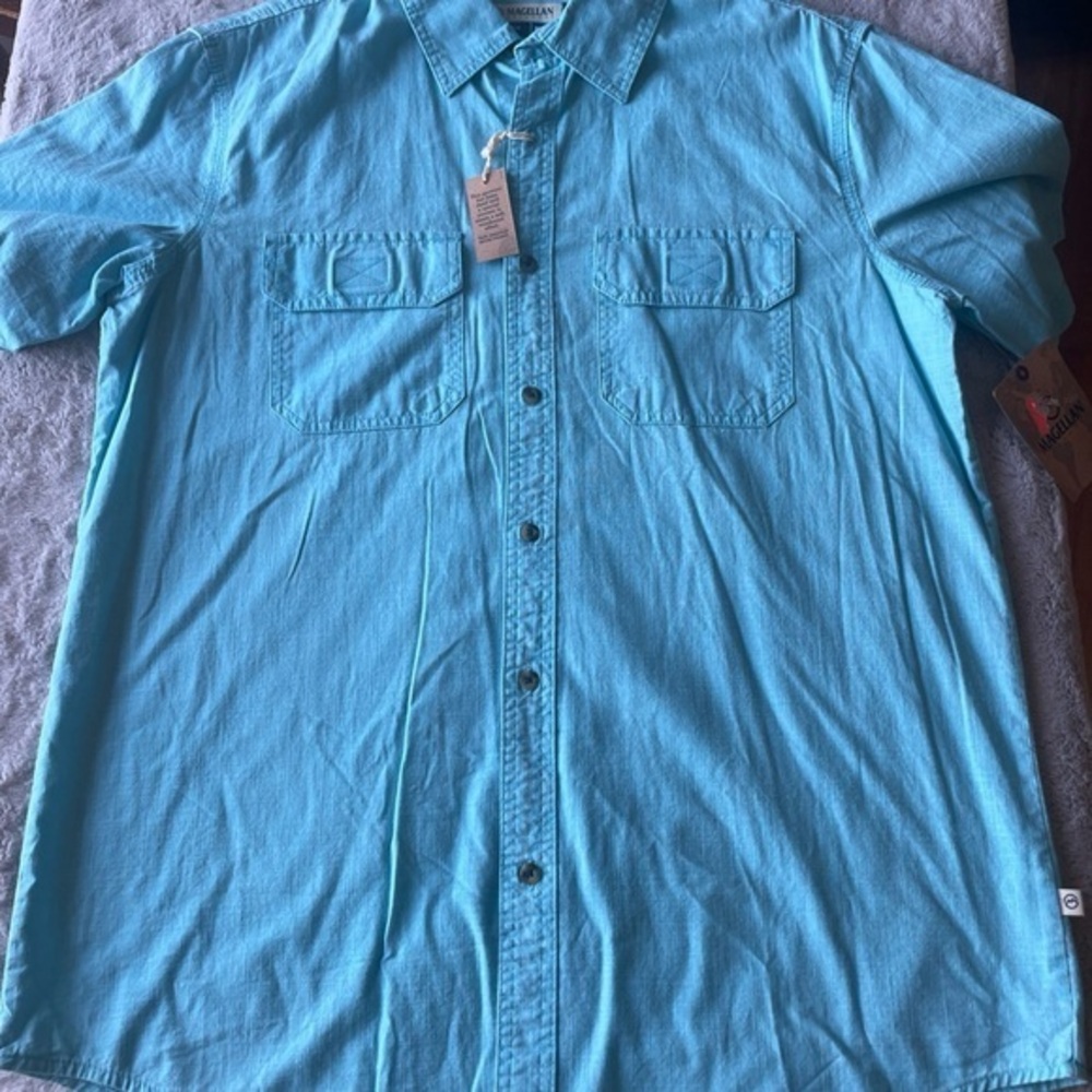 Magellan outdoors Blue Short Sleeve Shirt size Medium